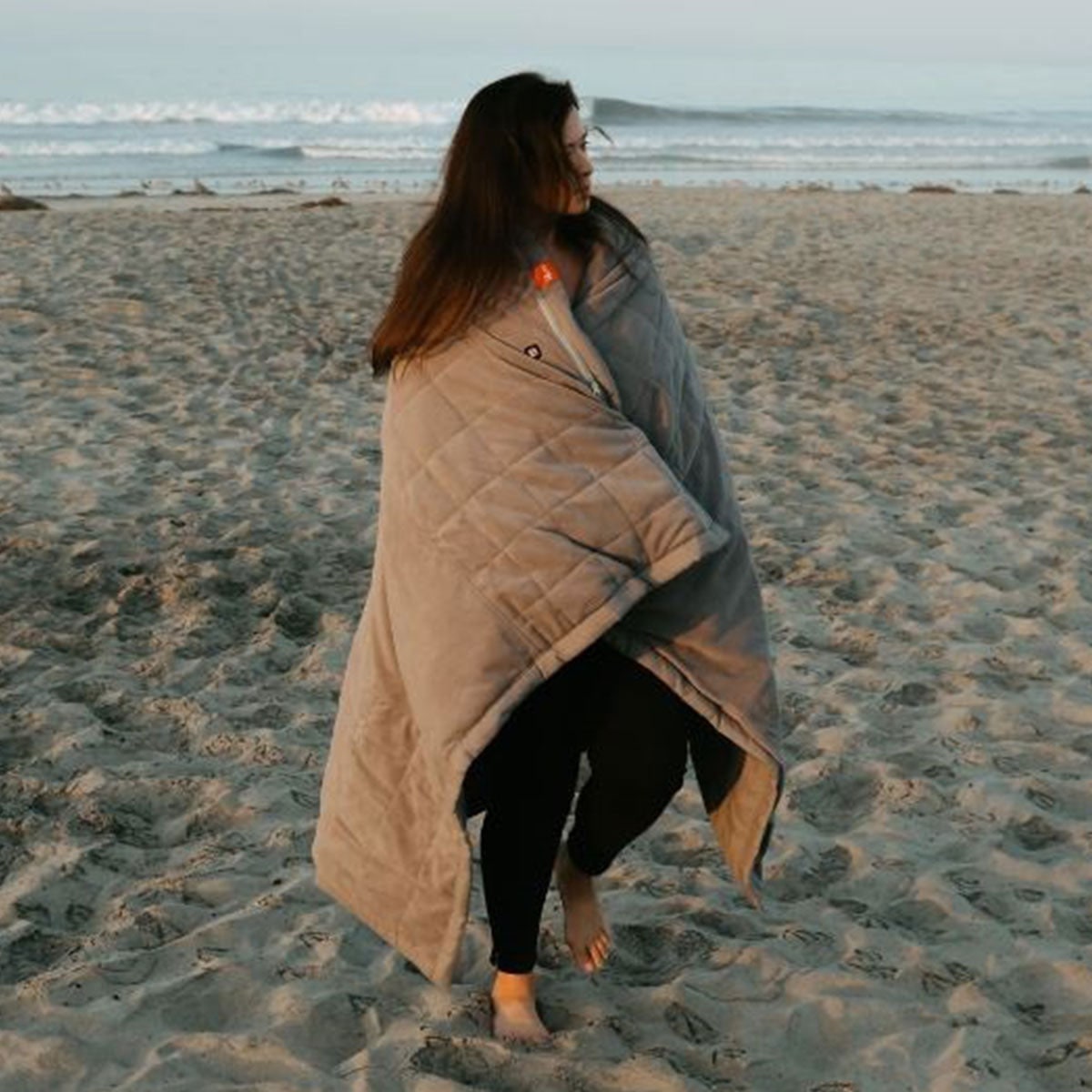 Portable Heated Blanket with Battery Power Bank USB Charging and Three Heating Zones - Image 8