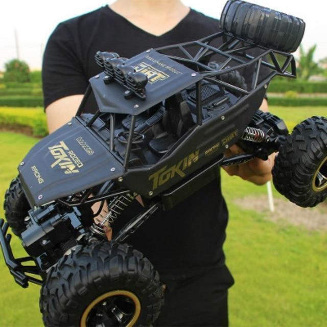 Rc Car Remote Control 4wd Rock Crawler with Suspension and All-Terrain Tires - Image 3