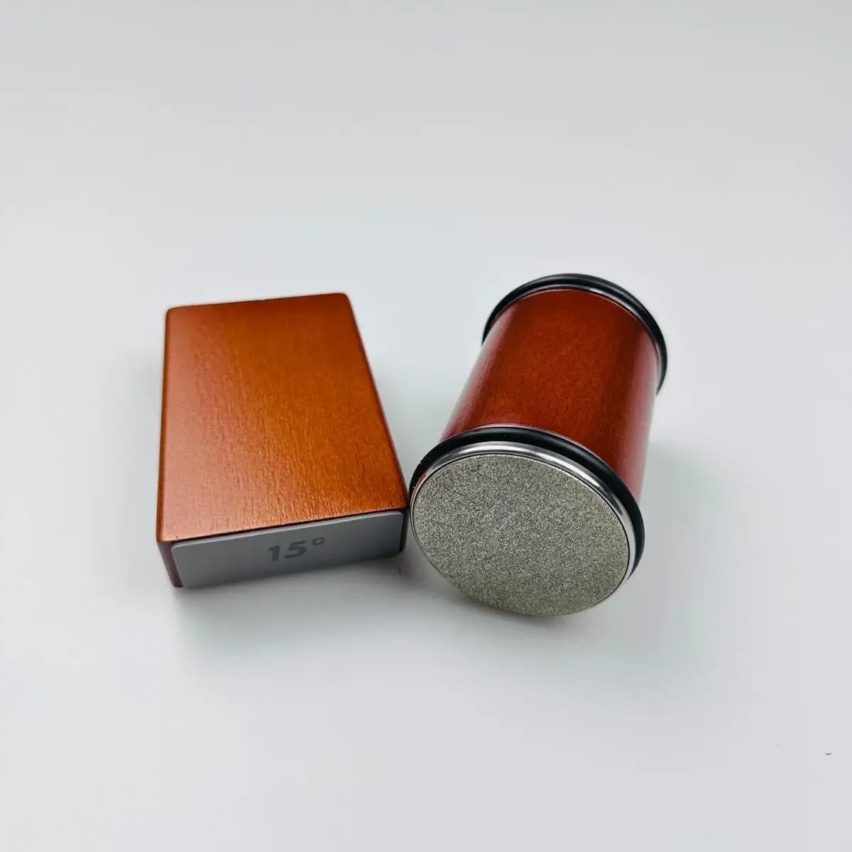 Rolling Knife Sharpener with Magnetic Base and Dual Angle Diamond Abrasive - Image 2