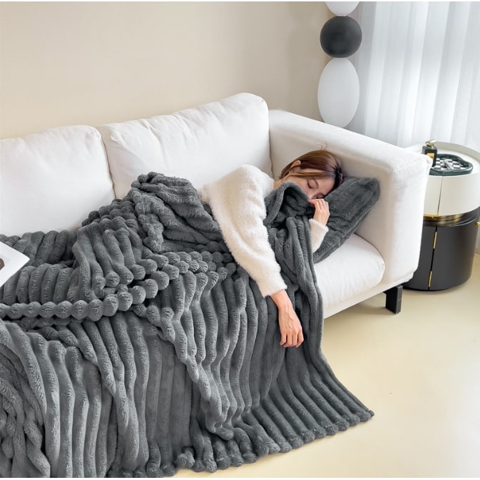 Soft Faux Fur Blanket with Plush Throw Design Ribbed Texture and Matching Pillowcase - Image 10
