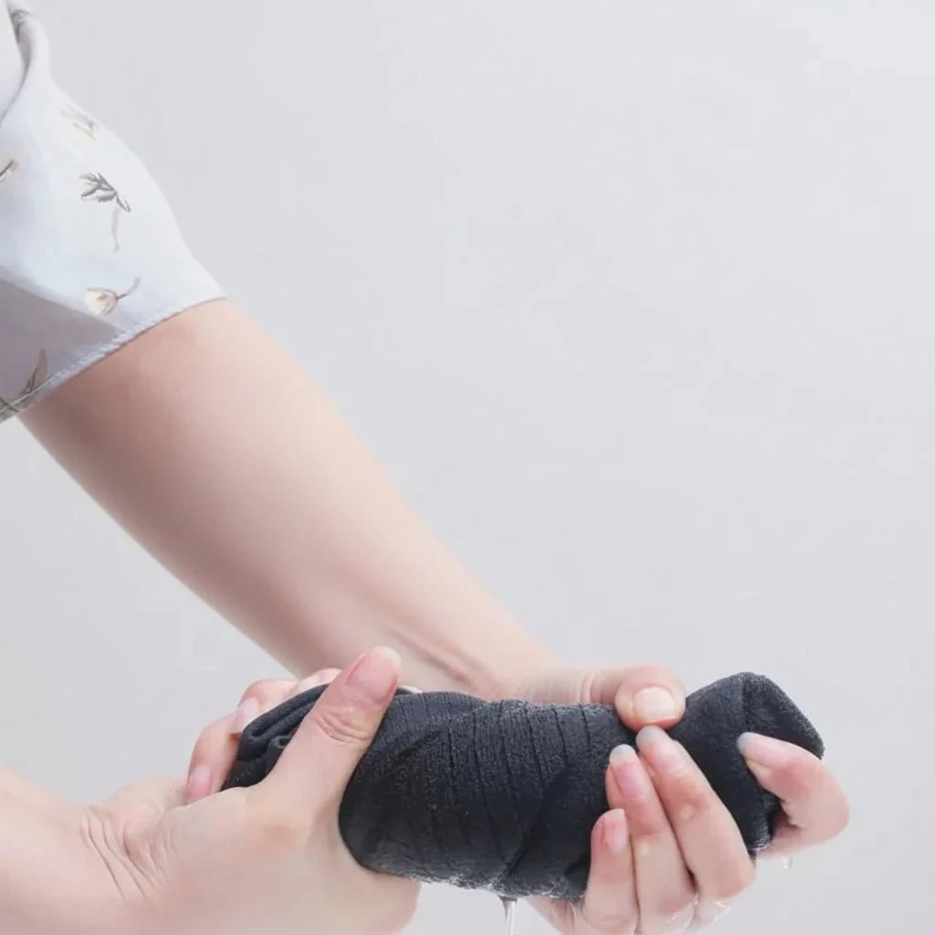 Stretchy Knit Back Support Belt with Kidney Warmer Band - Image 5
