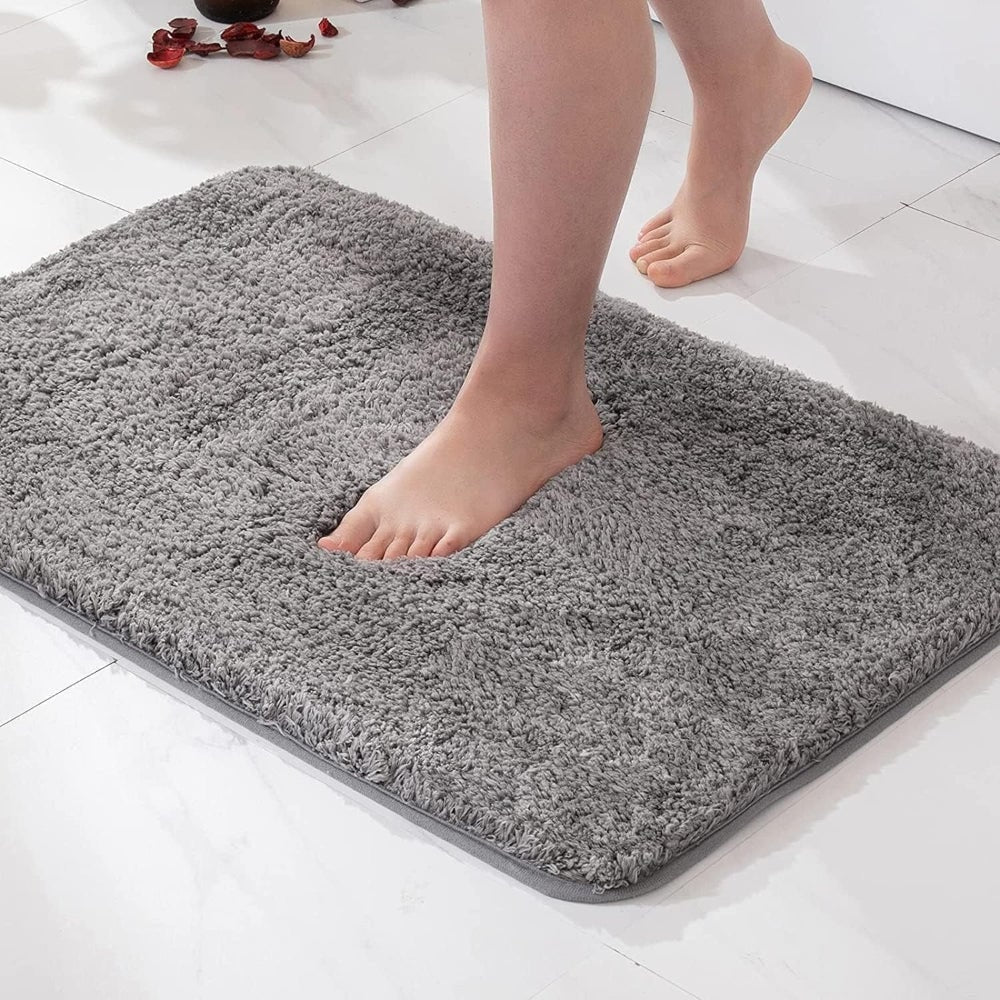 Ultra-Soft Plush Bath Mat with Non-Slip Backing and Machine Washable Microfiber Shag - Image 1