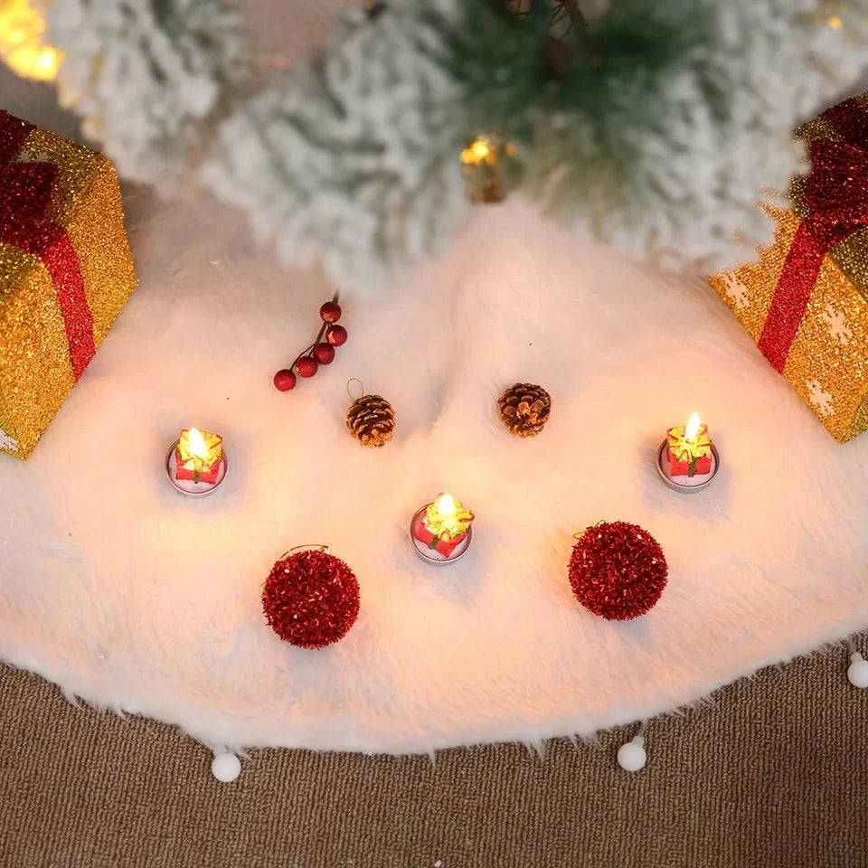 White Faux Fur Christmas Tree Skirt with Plush Fluffy Texture for Holiday Décor - Image 1