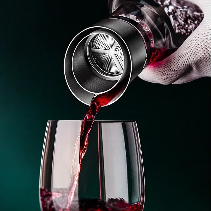 Wine Decanter with Aerator and Mountain Glacier Design 1500ml Crystal Glass Carafe - Image 3
