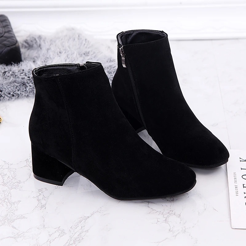 Women's Block Heel Ankle Boots with Zipper and Rounded Toe - Image 5