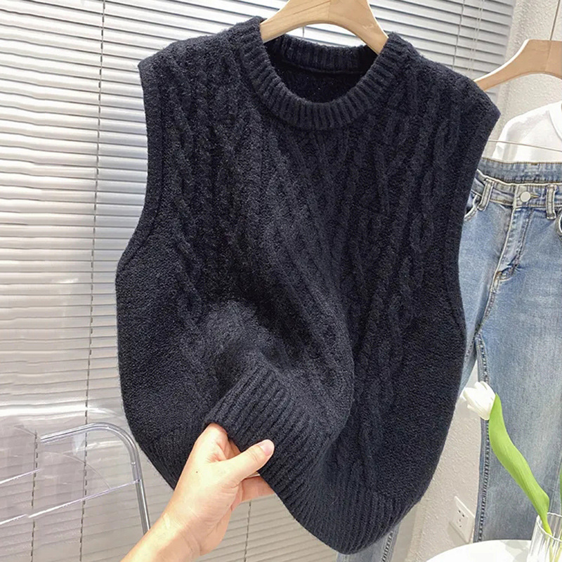 Women's Cable Knit Sweater Vest Sleeveless with Crewneck and Ribbed Trim - Image 5