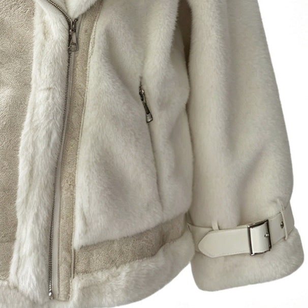 Women's Faux Fur Jacket with Leather Trim and Oversized Lapels - Image 4