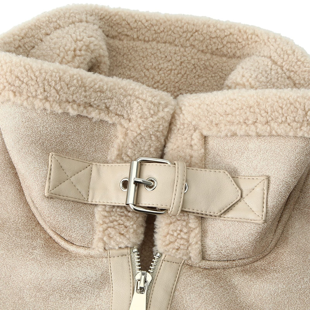 Women's Faux Shearling Aviator Vest with Zip Pockets and Buckled Collar - Image 4