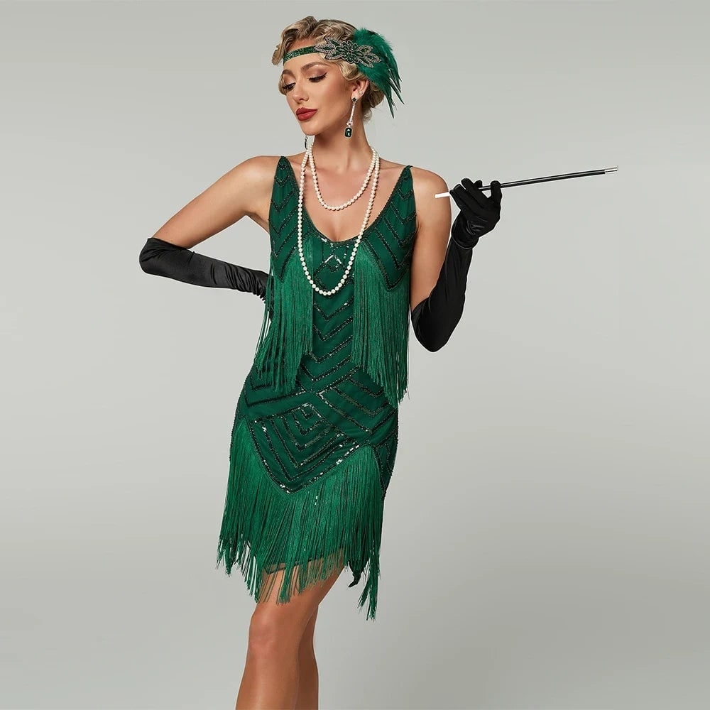 Women's Halloween Flapper Dress Roaring 20s Costume with Sequin and Fringe for 1920s Party - Image 1