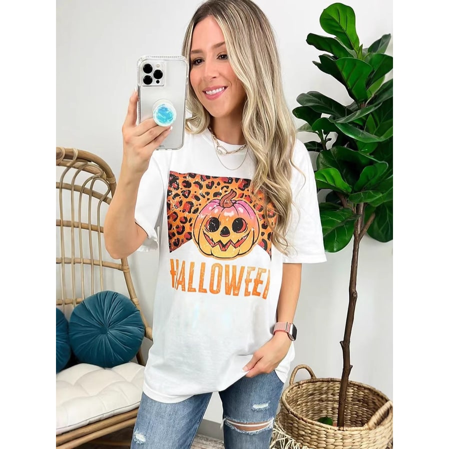 Women's Halloween Graphic Tee for Relaxed Fit with Pumpkin and Ghost Design - Image 1