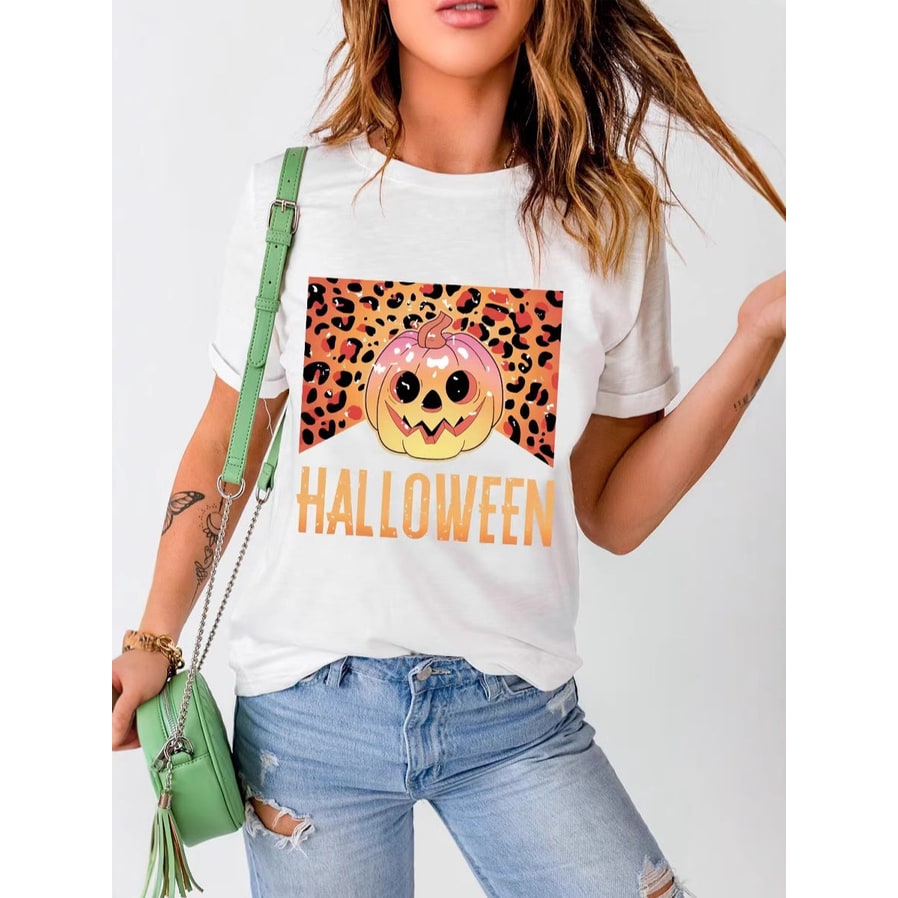 Women's Halloween Graphic Tee for Relaxed Fit with Pumpkin and Ghost Design - Image 2