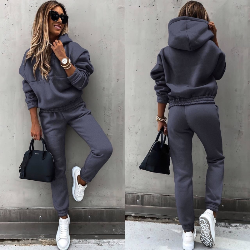 Women's Lounge Sweatsuit Set with Hoodie and High-Waist Jogger Sweatpants - Image 3