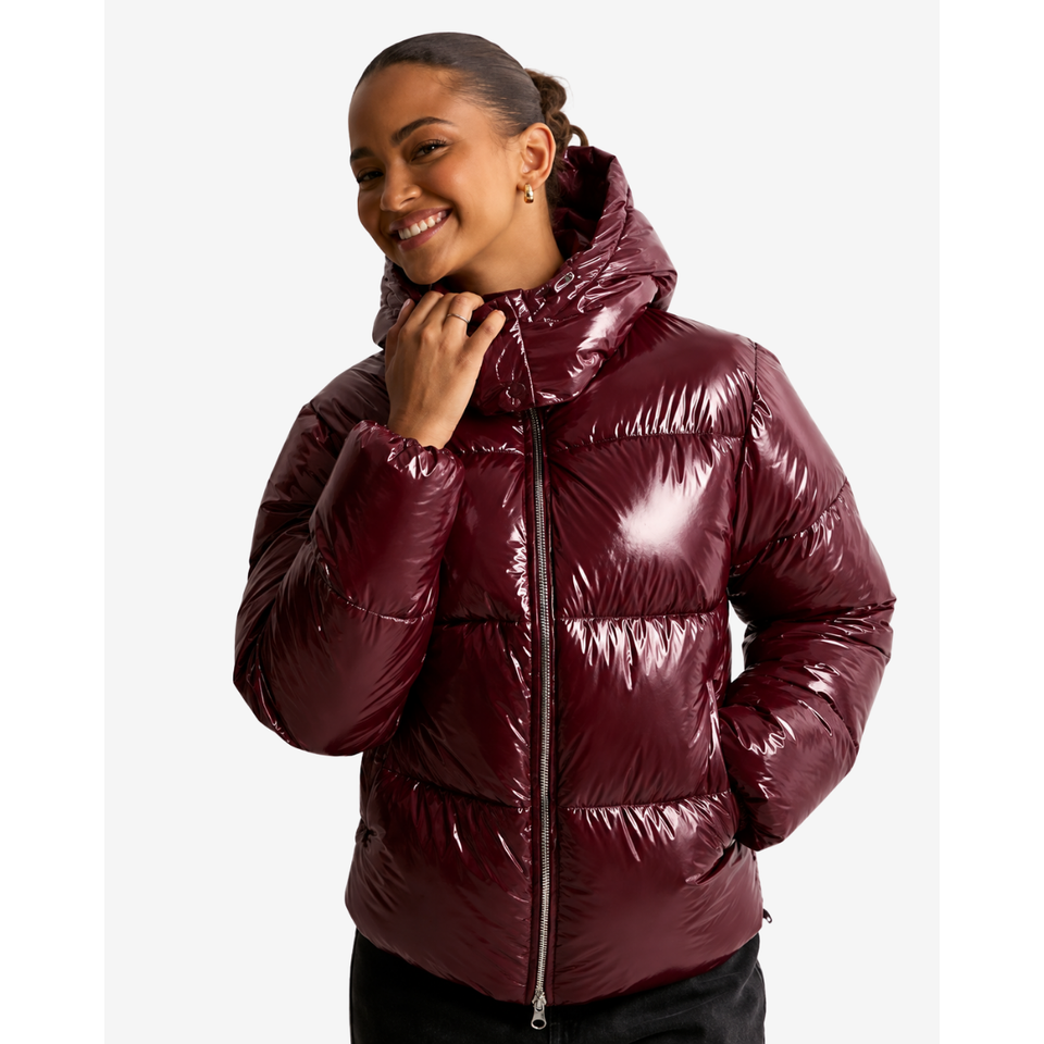 Women's Puffer Jacket with Glossy Finish Detachable Hood and Quilted Insulation - Image 5